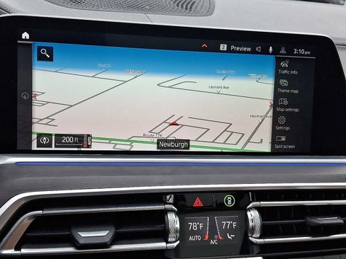 Used 2022 BMW X5 xDrive40i w/ Premium Package image 18