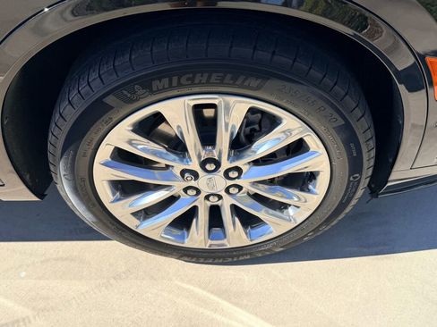 Used 2021 Cadillac XT6 Premium Luxury image 16