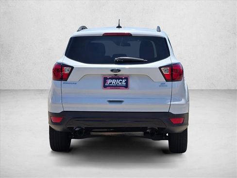 Used 2019 Ford Escape SE FWD image 6