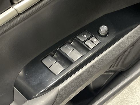 Certified 2025 Toyota Camry SE image 15