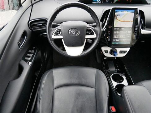 Used 2017 Toyota Prius Prime Premium image 10