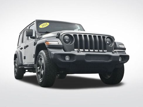 Used 2018 Jeep Wrangler Unlimited Sport S image 32