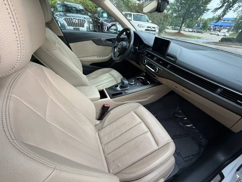 Used 2019 Audi A4 2.0T Premium w/ Convenience Package FWD image 10