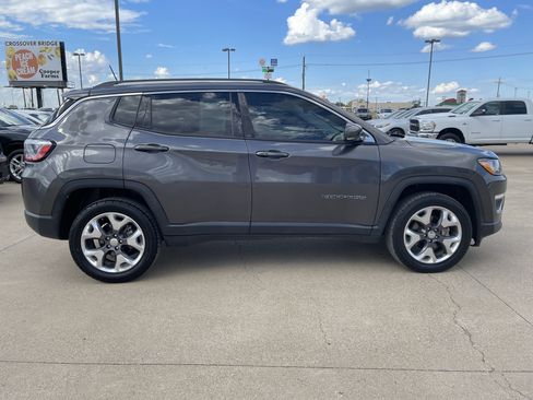 Used 2021 Jeep Compass Limited image 3