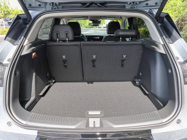 New 2026 Buick Encore GX Sport Touring w/ Advanced Technology Package FWD image 27