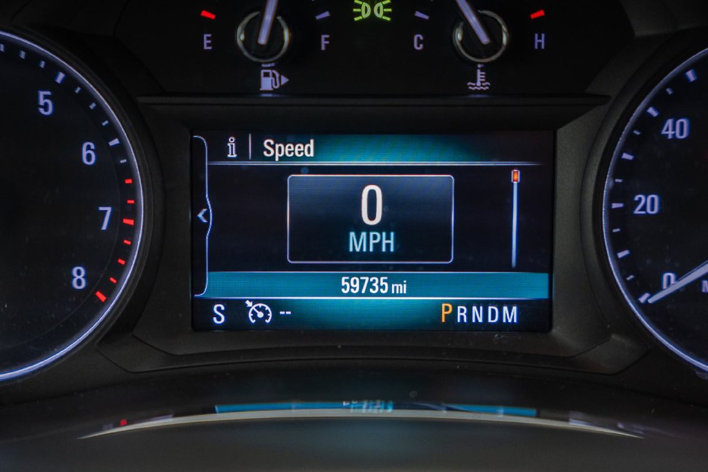Used 2018 Buick Encore Sport Touring w/ Safety Package FWD image 39