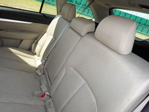 Used 2012 Subaru Outback 2.5i Premium image 18