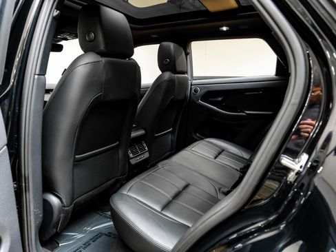 Used 2024 Land Rover Range Rover Evoque S image 39