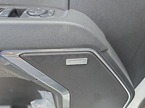 Used 2025 GMC Sierra 1500 Elevation w/ Preferred Package AWD/4WD image 10