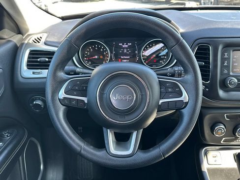 Used 2018 Jeep Compass Sport FWD image 24