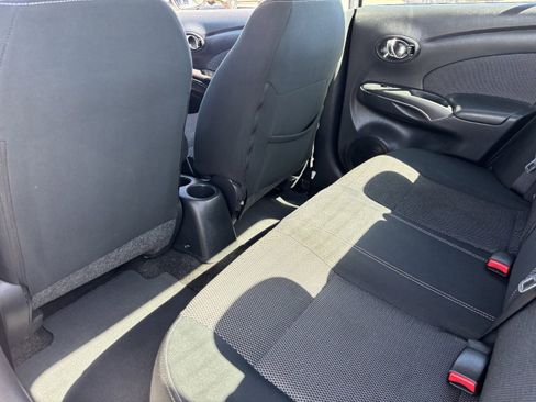 Used 2016 Nissan Versa SV FWD image 18
