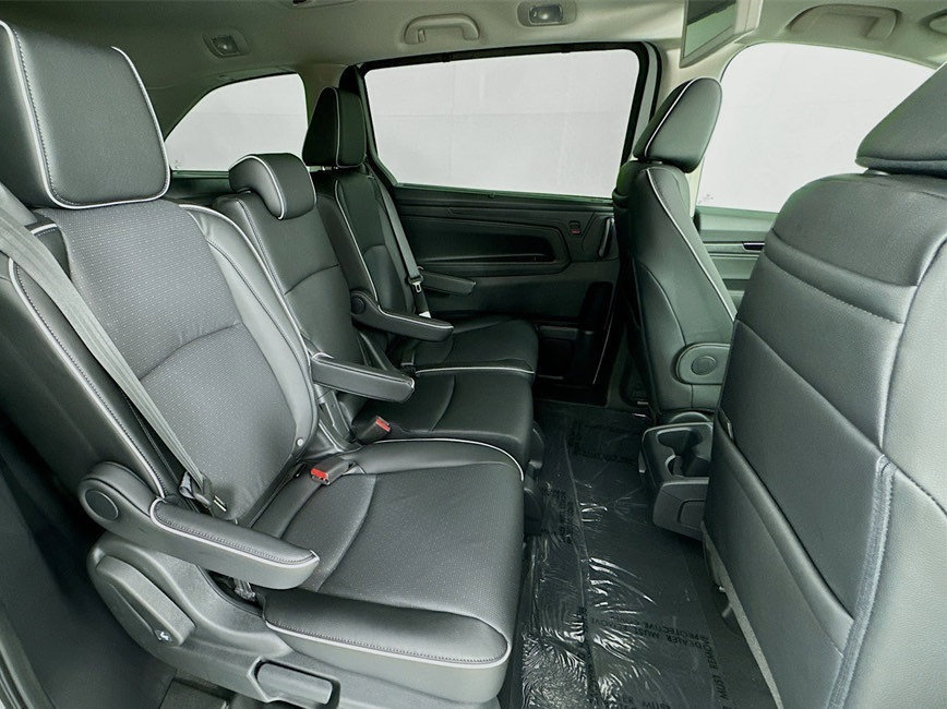 Used 2026 Honda Odyssey Elite image 43