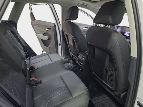 New 2026 Audi Q3 quattro 2.0T image 11