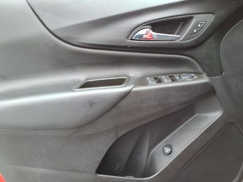 Used 2024 Chevrolet Equinox LT w/ LPO, Floor Liner Package FWD image 20