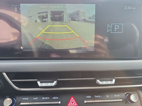 Used 2026 Hyundai Sonata SE FWD image 24