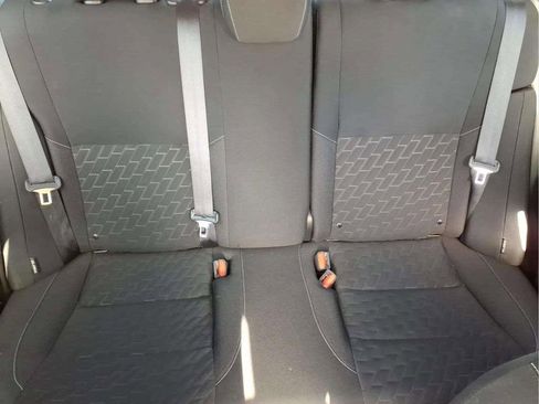 Certified 2021 Nissan Kicks SV image 18