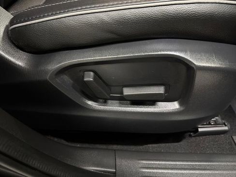 Used 2025 MAZDA CX-5 AWD 2.5 S w/ Preferred Package image 19