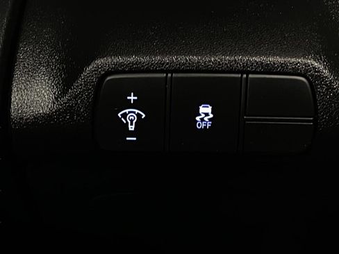 Certified 2025 Hyundai Elantra Sport FWD image 13