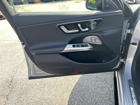 New 2026 Mercedes-Benz E 53 AMG e 4MATIC Sedan image 17