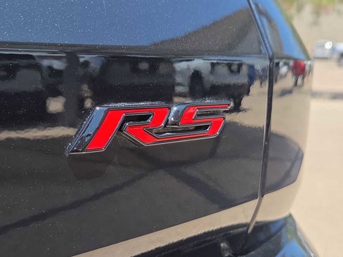 Used 2024 Chevrolet Traverse RS w/ LPO, Floor Liner Package FWD image 11