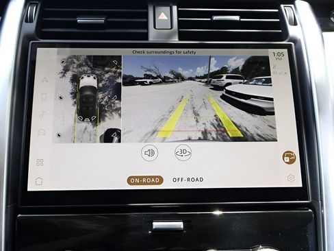 New 2025 Land Rover Discovery S AWD/4WD image 24