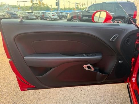 Used 2022 Dodge Challenger R/T Scat Pack RWD image 8