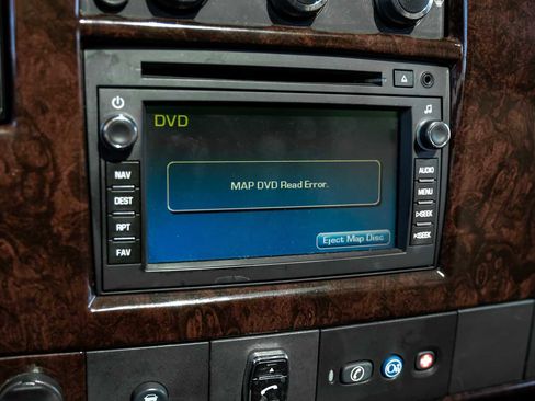 Used 2011 Chevrolet Express 1500 image 28