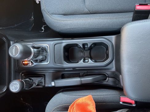 New 2026 Jeep Gladiator Sport image 33