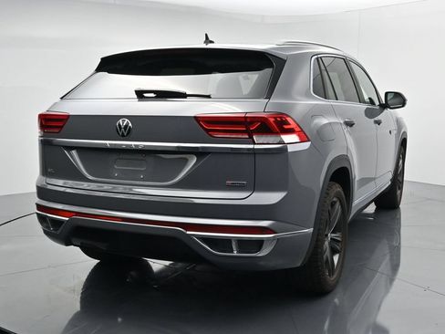 Used 2022 Volkswagen Atlas Cross Sport SEL R-Line AWD/4WD image 6