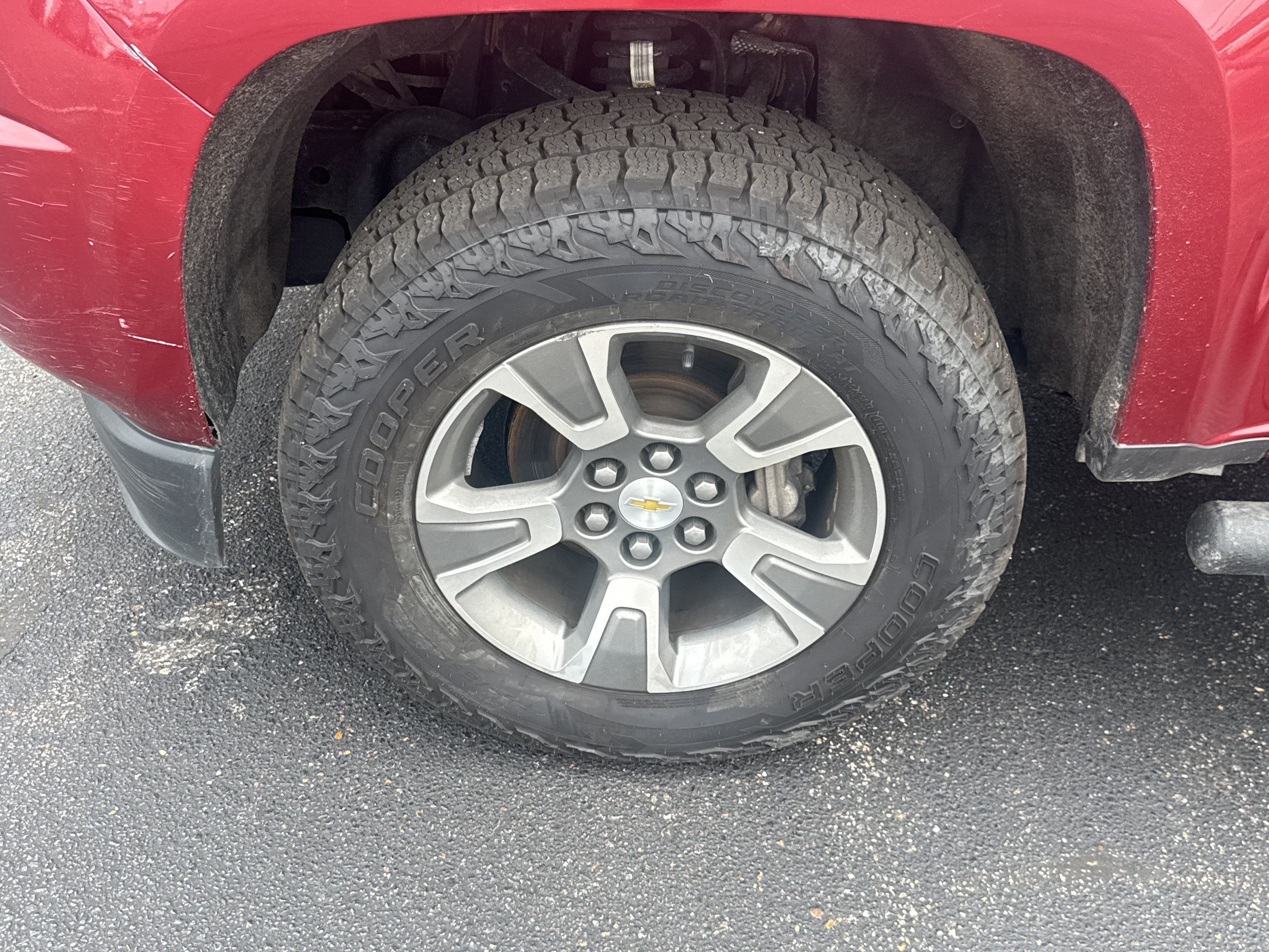 Used 2019 Chevrolet Colorado Z71 AWD/4WD image 9