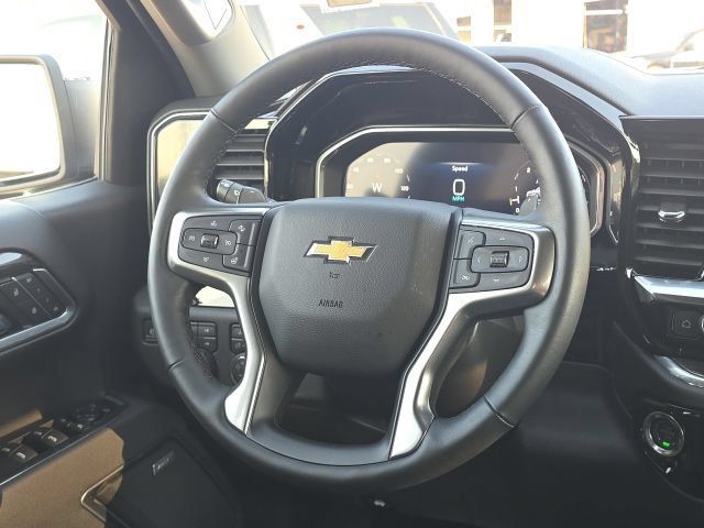 Used 2026 Chevrolet Silverado 1500 LTZ w/ LTZ Premium Package AWD/4WD image 38