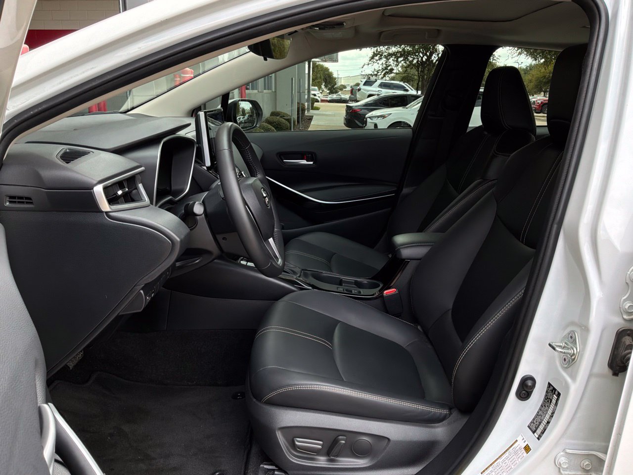 Used 2023 Toyota Corolla XLE FWD image 11