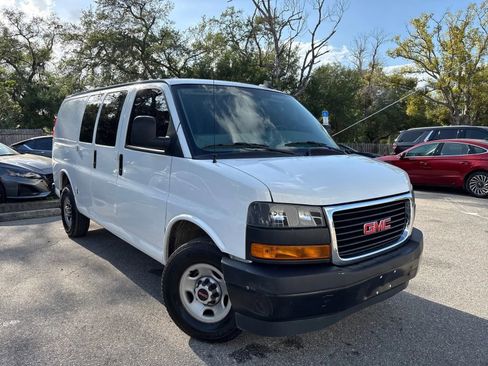 Used 2024 GMC Savana 2500 w/ Driver Convenience Package RWD image 4