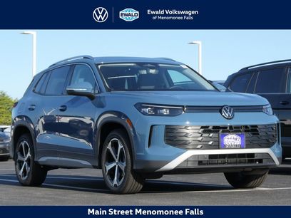 New 2025 Volkswagen Tiguan SE