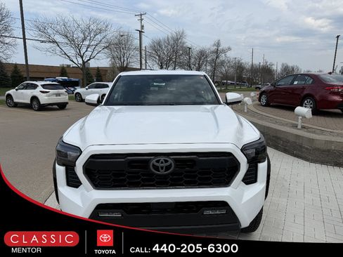 Used 2026 Toyota Tacoma TRD Off-Road AWD/4WD image 4