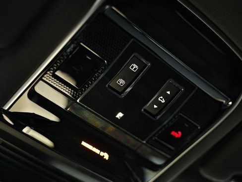 New 2026 Land Rover Range Rover SE image 50