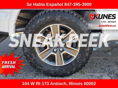 Used 2017 Ford F150 XLT w/ Equipment Group 302A Luxury AWD/4WD image 12