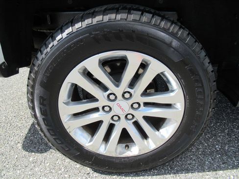 Used 2015 GMC Canyon SLT image 32