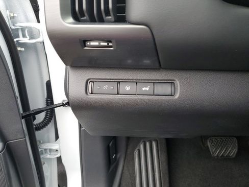 New 2026 Nissan Pathfinder SL w/ SL Premium Package AWD/4WD image 21