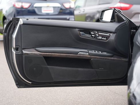 Used 2014 Mercedes-Benz CL 550 4MATIC image 19