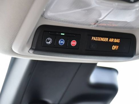 Used 2024 Buick Encore GX Sport Touring FWD image 32