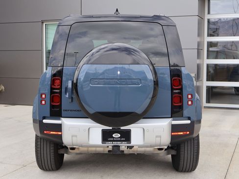 Certified 2025 Land Rover Defender 110 S AWD/4WD image 9