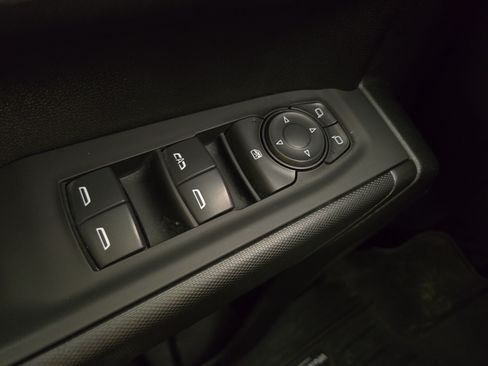 Certified 2023 Chevrolet Silverado 1500 Custom RWD image 26