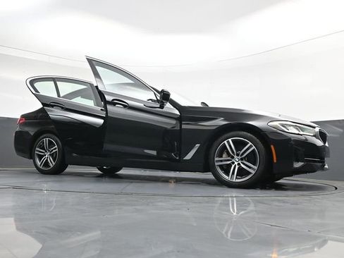 Used 2023 BMW 530i xDrive w/ Premium Package AWD/4WD image 46