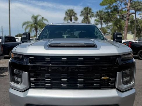 Used 2023 Chevrolet Silverado 3500 W/T AWD/4WD image 2