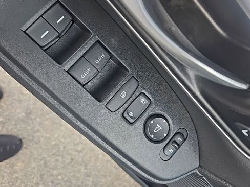 Used 2021 Honda CR-V EX-L image 15