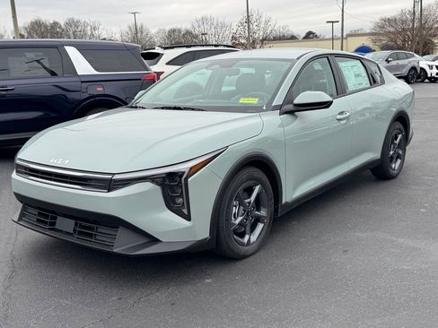 New 2026 Kia K4 LXS image 6