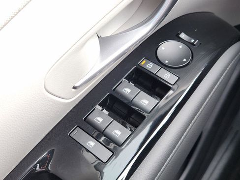 New 2026 Hyundai Tucson Limited image 21