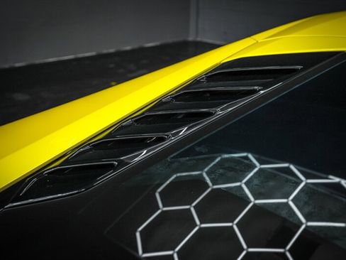 Used 2020 Lamborghini Huracan EVO image 34