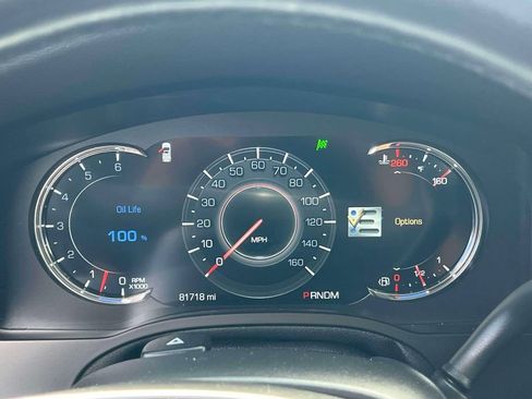 Used 2016 Cadillac Escalade Luxury AWD/4WD image 29
